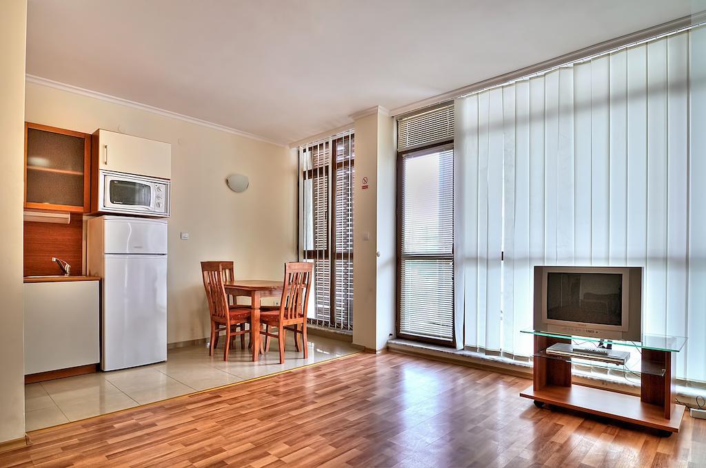 Sun City I Apartments Sluneční pobřeží Pokoj fotografie